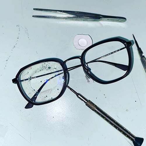 Brille reparieren lassen in Lustenau
